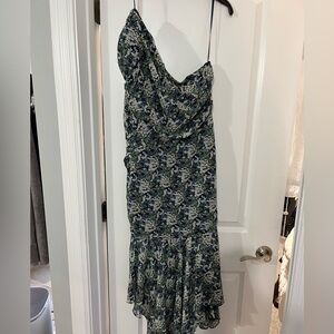 Selling this size M ASTR dress